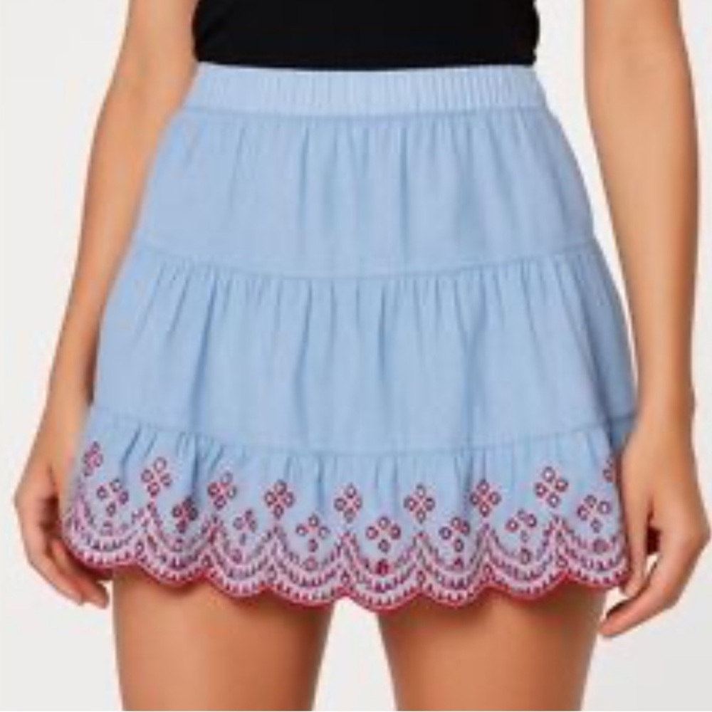Vineyard Vines Chambray Flouce Embroidered Mini Skirt